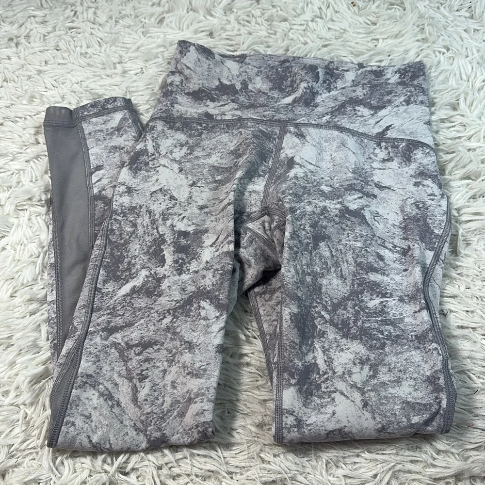 Lululemon Train Times Pant 25
